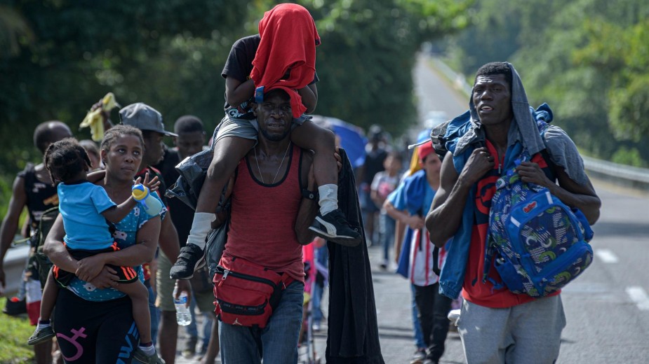 En menos de 24 horas se disuelve cuarta caravana migrante en Chiapas