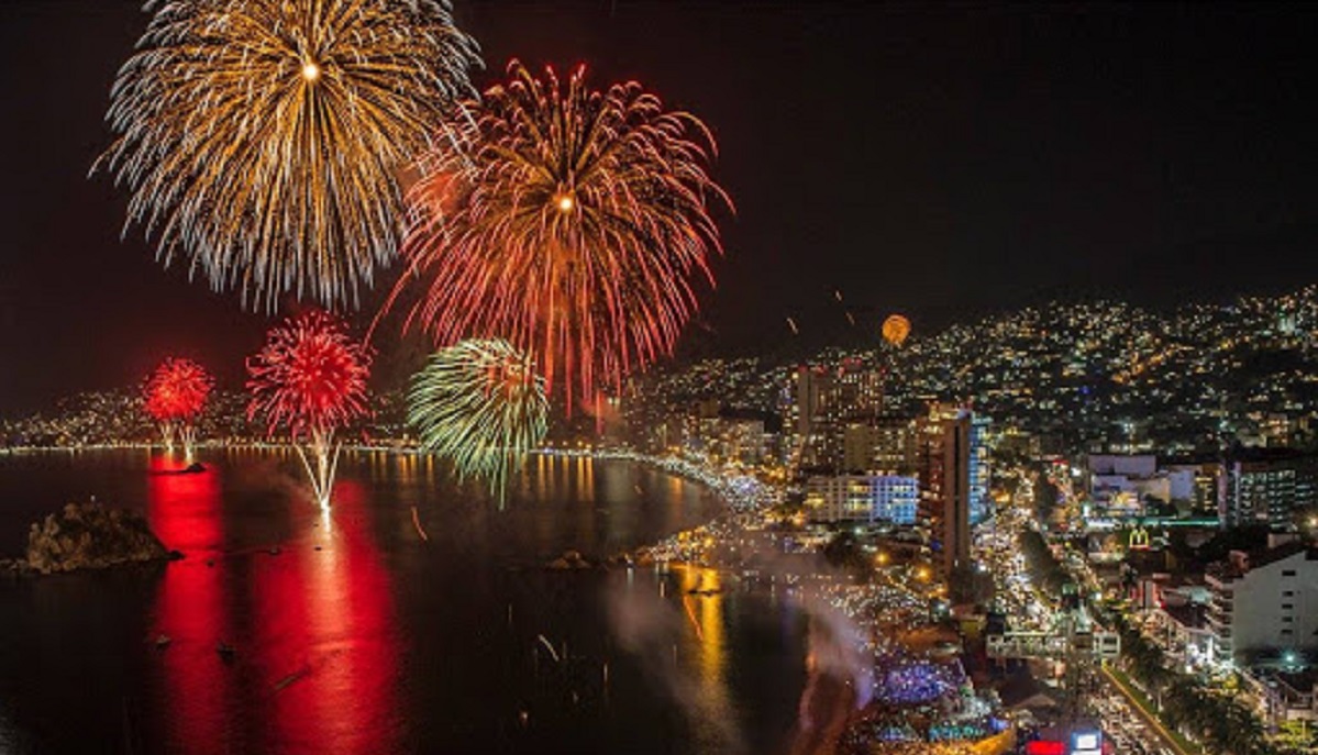 Se cancela espectáculo de pirotecnia de Año Nuevo en Acapulco y demás zonas  turísticas de Guerrero