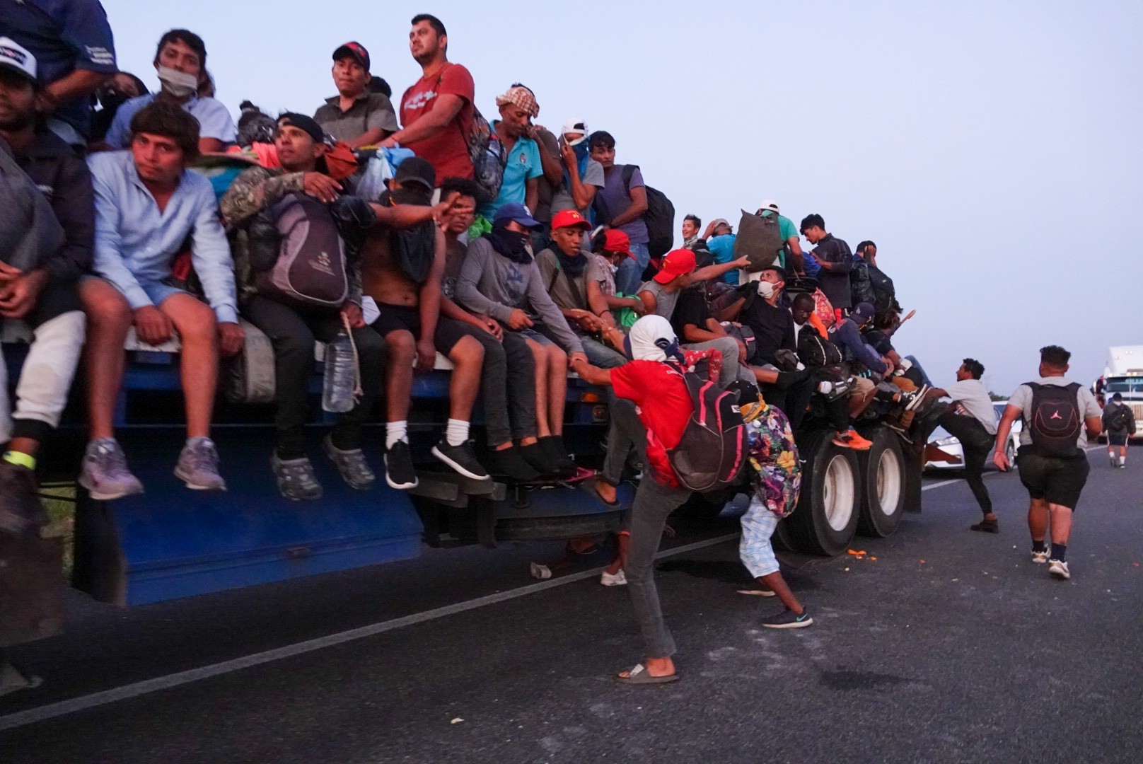 Caravana Migrante Toma Un Descanso Para Reanudar Su Camino A La Frontera Con Eu 5531