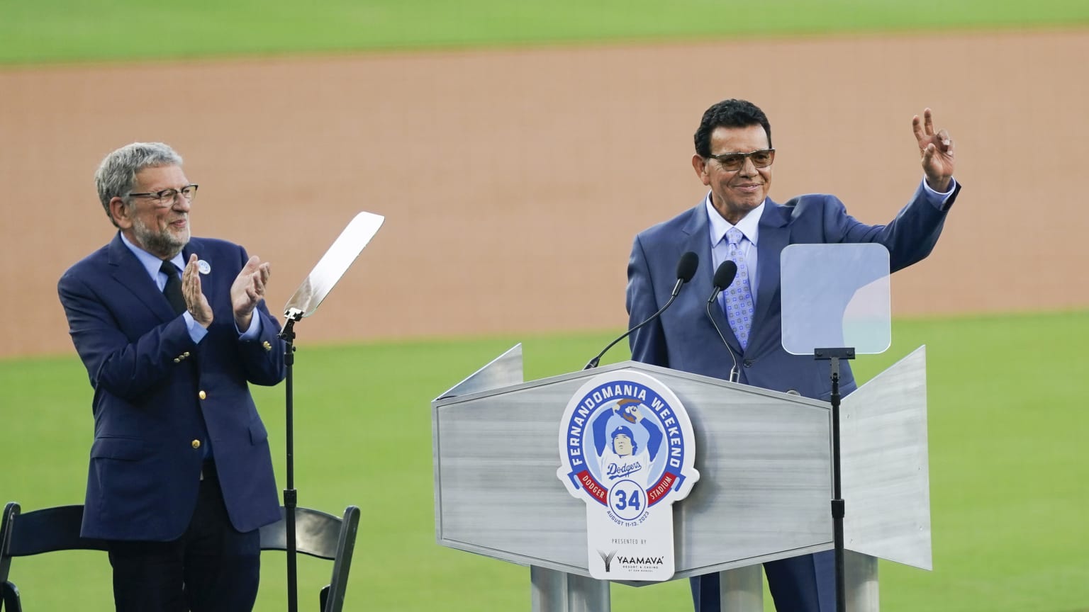 Dodgers retiran número 34 de Fernando 'Toro' Valenzuela, TUDN MLB